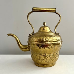 Vintage Brass Tea Pot / Coffee Pot / Hot Water Kettle