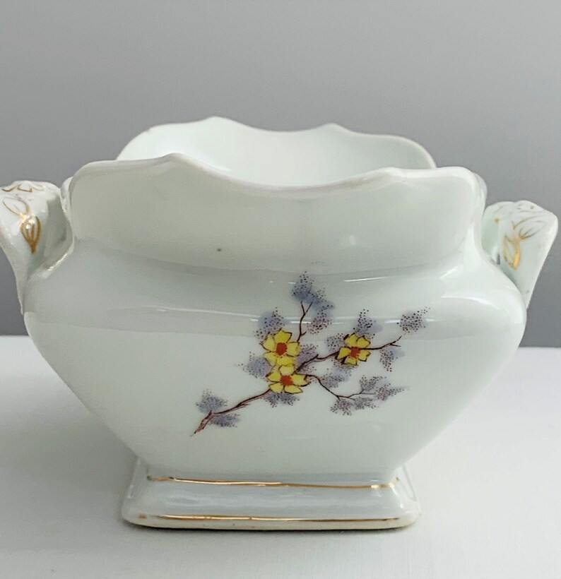 Antique Double Gravy Boat Antique Sauce Serving White Gold Transferware White Porcelain Ceramic Antique Tableware Double Handle Double Spout