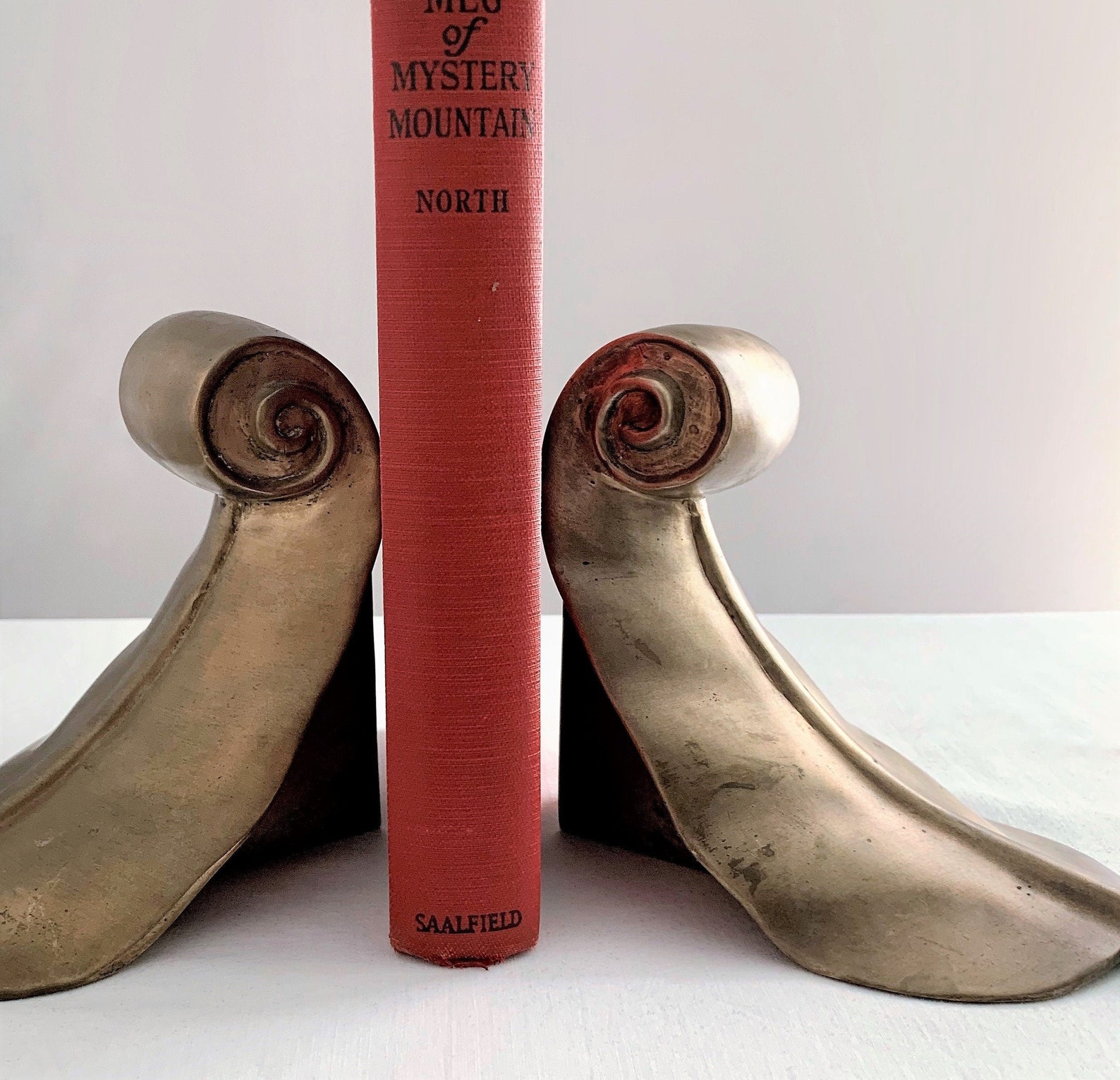 Vintage Brass Large Leaf Bookends Smooth Brass Heavy Bookends Etsy