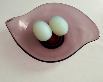 Mid-Century Amethyst Art Glass Bowl: Hand Blown Purple Dish