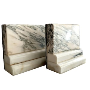 1970&#39;s  Italian White Carrera Marble Art Deco Bookends