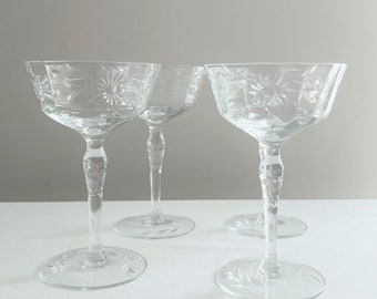 4 Mid-Century Crystal Champagne Sherbet Stem Glassware Daisy Pattern