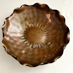 Mid-Century Copper Flower Bowl: Handcrafted Gregorian USA, 9 inch