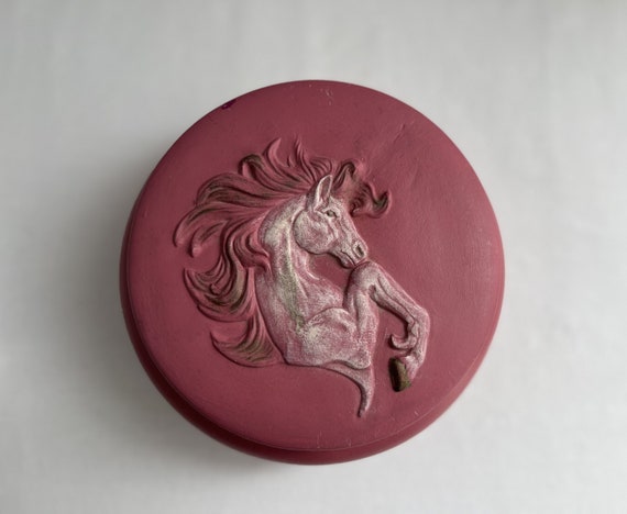 Vintage Pink Ceramic Horse Box: Handmade Dresser Decor