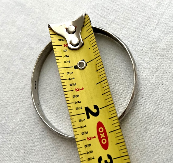 Mid-Century Sterling Silver Diamond Pattern Bangl… - image 9