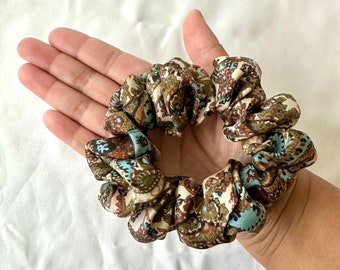 Pure Silk Scrunchie | Paisley Classic Ponytail Holder | Eco Silk Hair Tie | Recycled Handmade Silk Hair Ties | Sustainable Gift for Girls