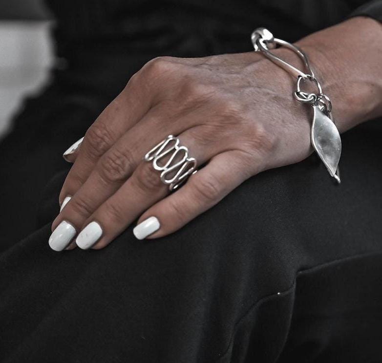 波状スパイラルデザインリング スパイラルデザインリング、ボヘミアンシルバースパイラル