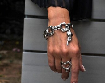 Heavy hammered metal link bracelet, chunky wrought chain bracelet, unode50 style jewelry