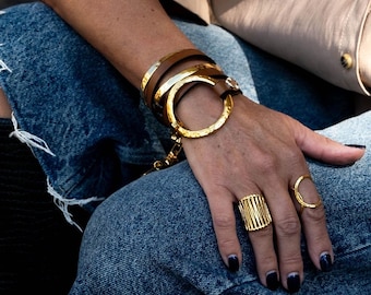 Bracelet triple tour en cuir, boucle en or martelé, chaîne en acier inoxydable, style rock rebelle