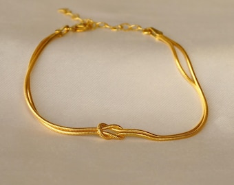 925k Silver Love Knot Couples Bracelet - Dainty Infinite Rope Design for Birthday, Mother's Day