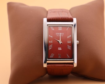Bold Choice Seiko Slim Vintage Quartz Men’s Watch Red  Dial Comes with a New Battery and a Genuine Camel Leather Strap