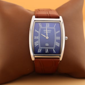 Montre-bracelet à quartz Seiko Slim vintage Barrel Tank pour homme avec cadran bleu et nouveau bracelet camel