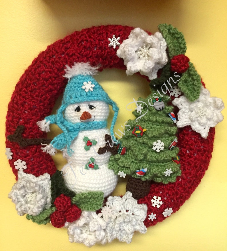Winter Wreath With Snowman and Tree Crochet Pattern by Teri Crews Instant Download PDF image 3