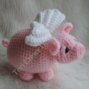 Pig With Wings Crochet Pattern by Teri Crews
