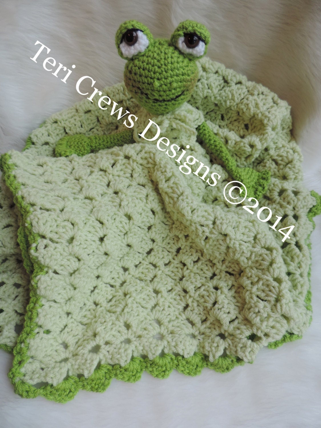 Crochet Pattern Frog Huggy Lovey Blanket by Teri Crews Wool and Whims Instant Download PDF Format Etsy Canada