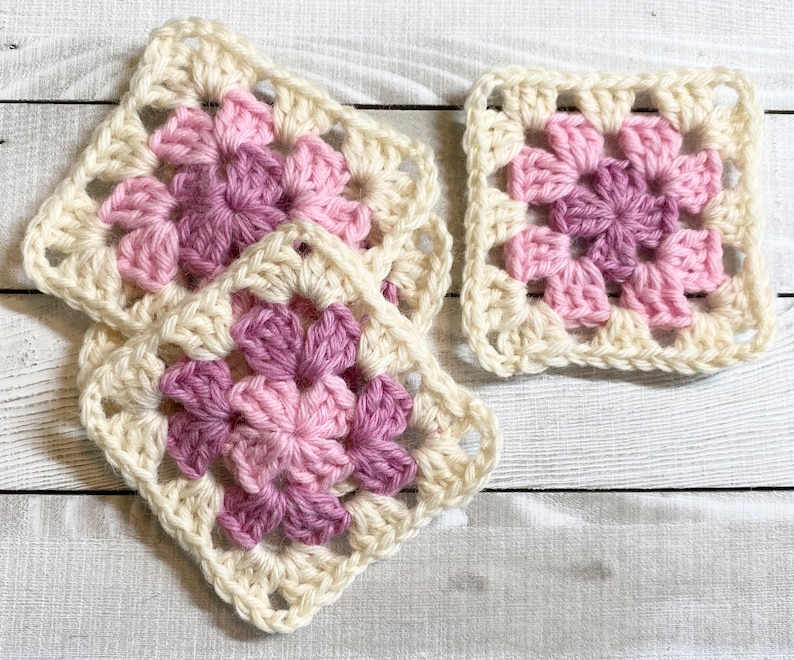 Traditional Granny Square Crochet Pattern, 3 Color Grannie Square, PDF format, Instant Download, Digital Crochet Pattern image 5