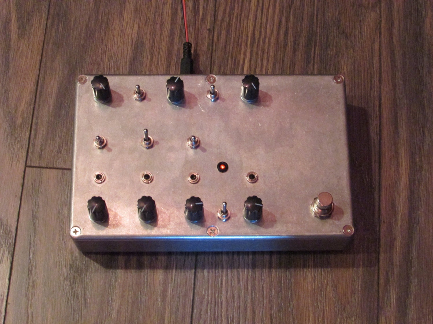 ノイズメーカー　エフェクター　CV-input Particle Smasher Particle Smasher With CV Ins // Noise Device / Synth / Sound
