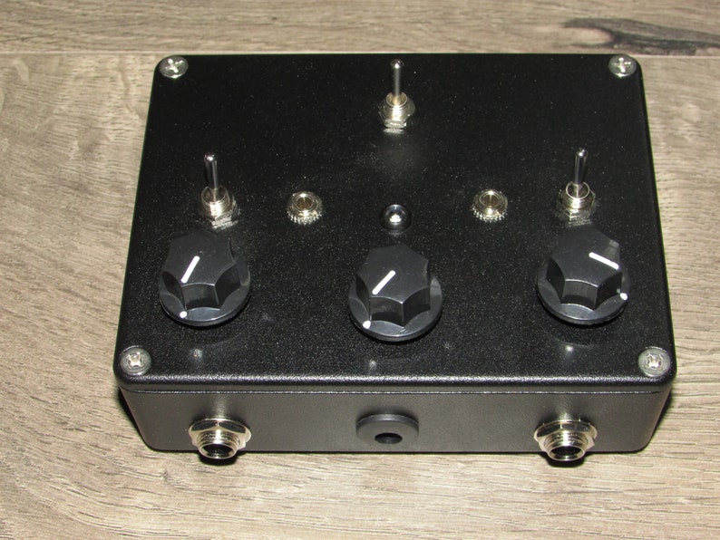 Distortion Wave Shaper Filter pedal with CV in's // desk top style // effect pedal // Electro Lobotomy pre order image 2