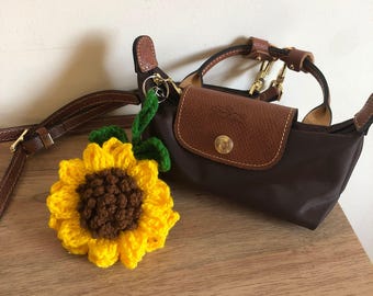 Crochet Sunflower Keychain Pattern – Bag Charm & Accessory PDF