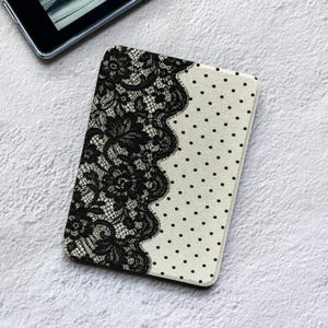 Kindle-fodral Kobo-fodral, svart spets, prickig, genomskinlig baksida, magnetisk, avtagbar rem, automatisk väckning, sömnfodral för läsare, elegant present, bokälskare