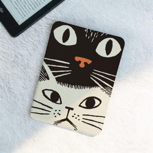 Magnetic Kindle Case with Auto Sleep Wake, Stylish Black White Cat Design, Perfect Fit for Paperwhite 7" 6.8" 6" Kobo Clara Libra Winter