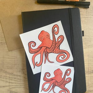 Oktopus Sticker | Illustrierte Ozean Tier Vinyl Aufkleber | Nautische Meer Leben Kunst | Meereslebewesen Sticker | Süßer Tentakel Sticker