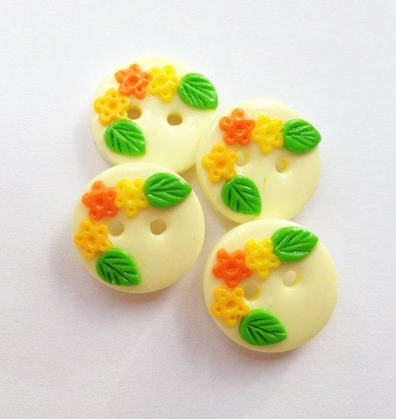 Items similar to Flower buttons, polymer clay handmade buttons ( set of
