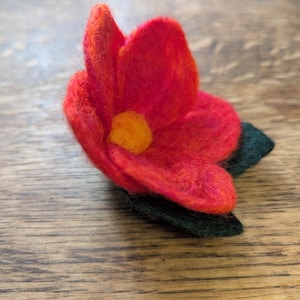 Felt Flower Hair clip - Red