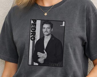 Pedro Pascal Shirt, Pedro Pascal Tee, Vintage Shirt, Retro Celebrity Gift, Stylish Pedro Pascal Shirt for Fans, Unisex Shirt