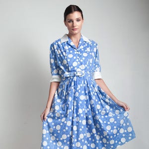 70s vintage shirtwaist dress blue white bubble print cotton belted short sleeves MEDIUM M image 2