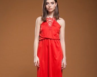 red halter dress cutout gathered lace neckline below the knee boho vintage 70s SMALL S