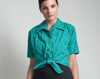 80s vintage green cotton crop top shirt geometric print buttons tie front short sleeves MEDIUM M