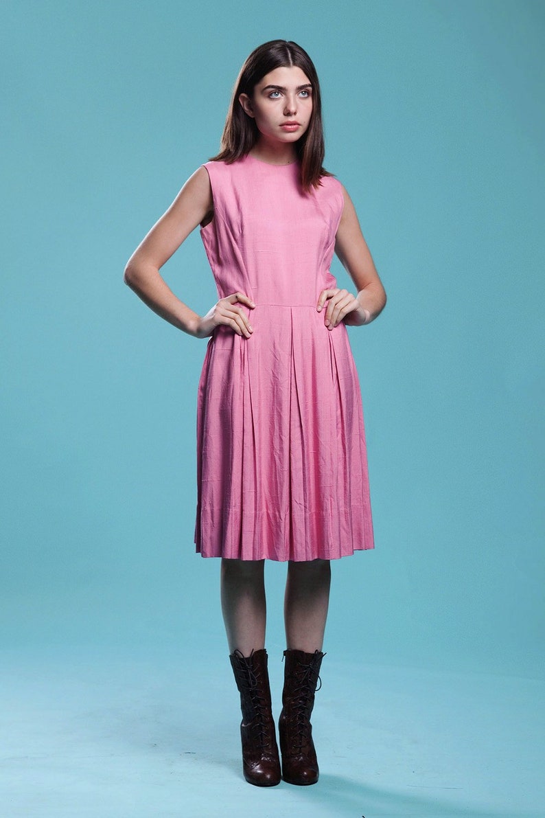 silk dupioni dress pleated pink sleeveless knee length vintage 60s MEDIUM M