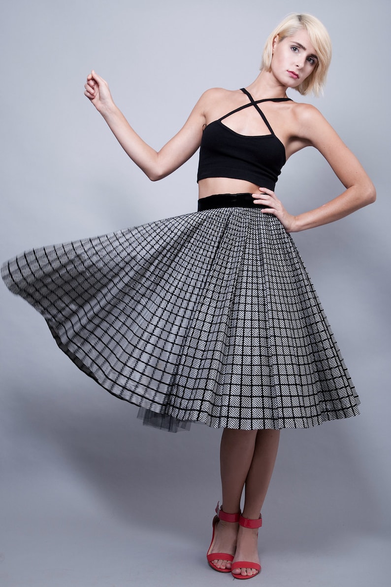 50s circle skirt, black white skirt, full circle skirt, vintage 50s plaid tartan taffeta velvet S Small image 4