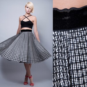 50s circle skirt, black white skirt, full circle skirt, vintage 50s plaid tartan taffeta velvet S Small image 2