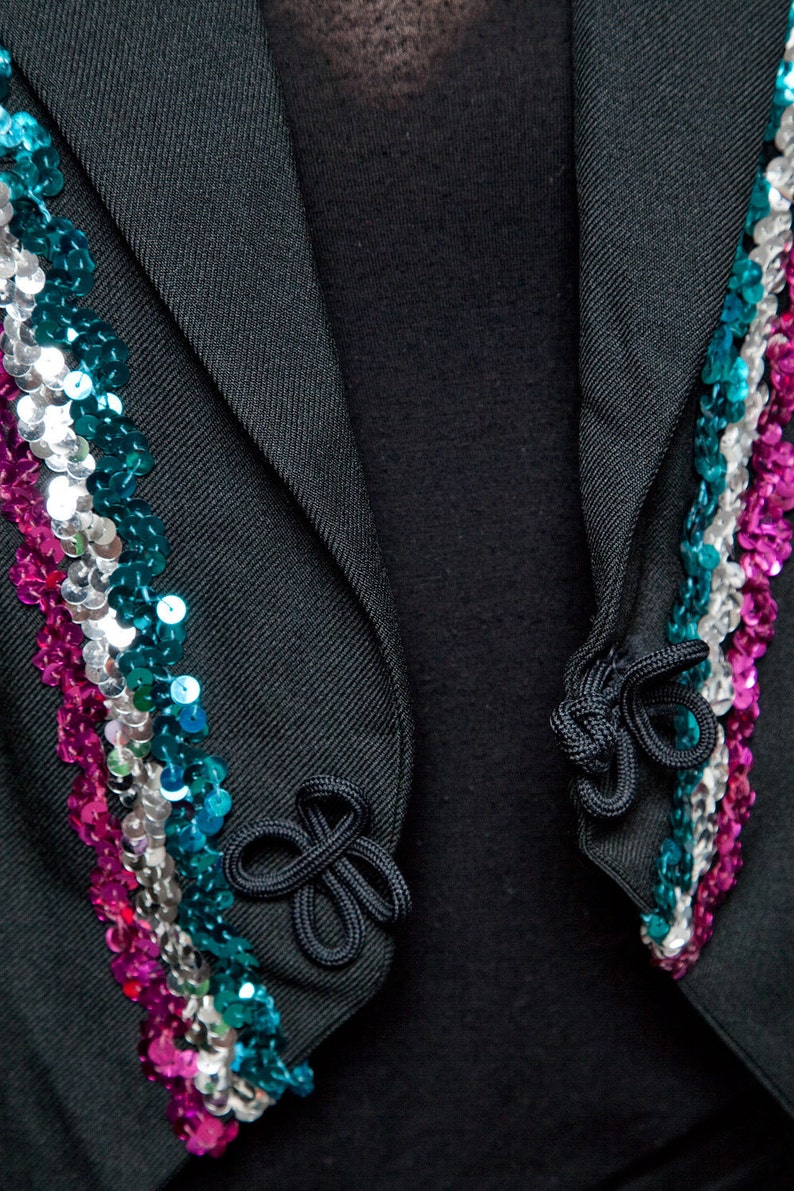 vintage marching band jacket crop cropped black sequins sequin sequinned frog button M MEDIUM