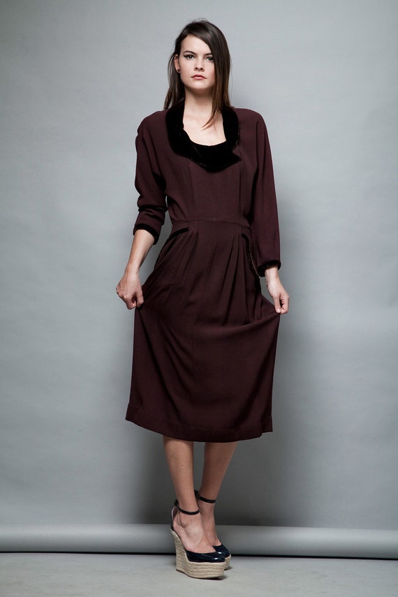vintage 1940s 40s dress brown rayon crepe velvet … - image 1