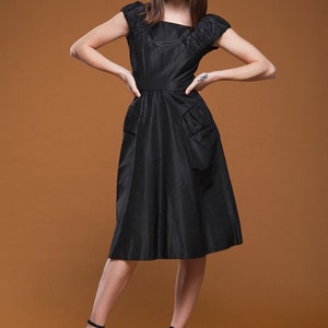 vintage 50s 1950s party dress cocktail black taffeta full skirt sleeveless gathered EXTRA SMALL Small XS S image 2