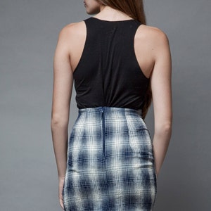 pencil skirt, mini skirt, mini pencil skirt, high waist skirt, black white plaid, bodycon high waisted fitted vintage 90s SMALL S image 4