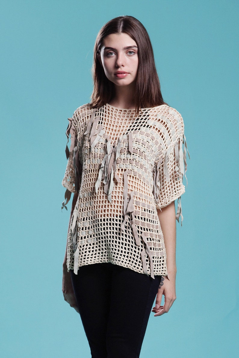crochet top knit sweater blouse suede leather beige gray open basket weave Bonnie Boerer vintage 80s ONE SIZE S M L