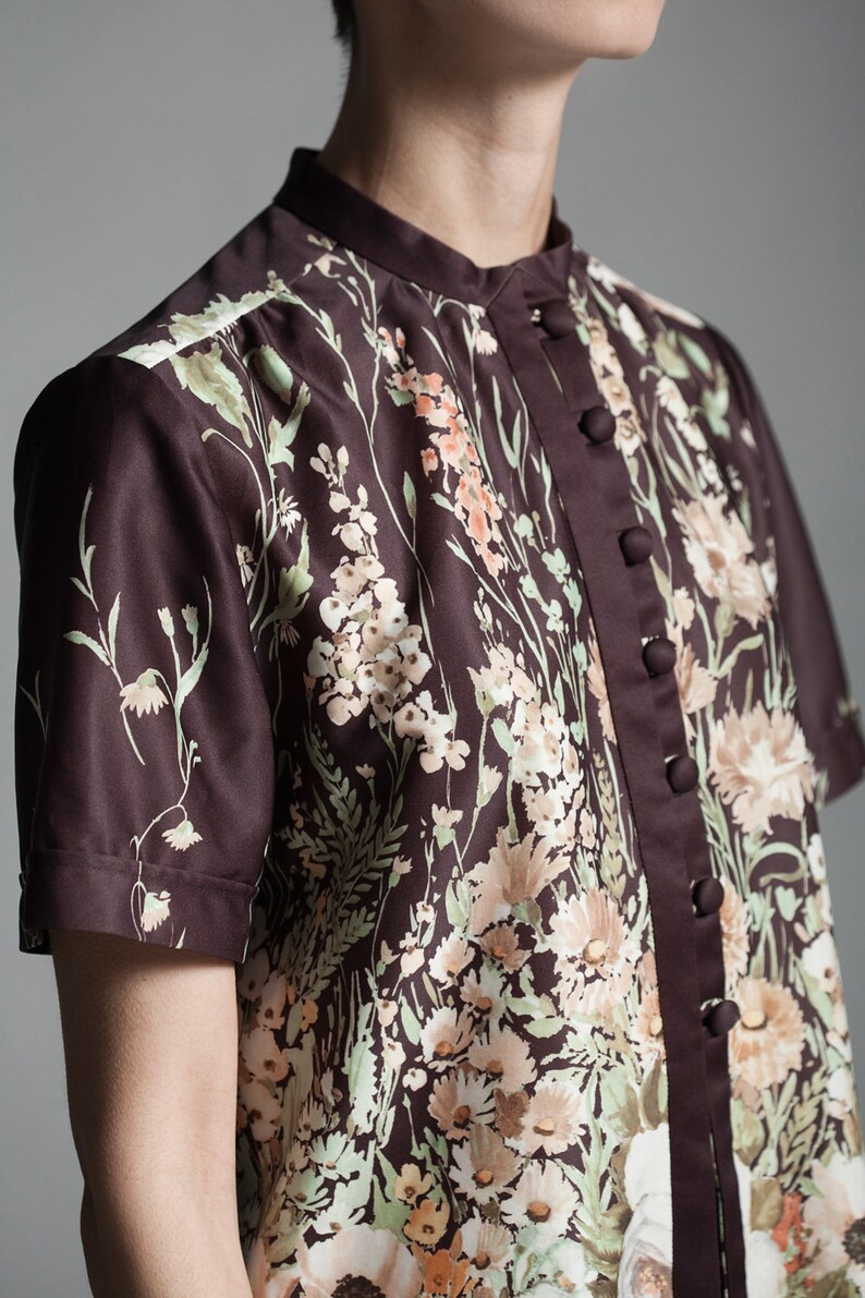 brown watercolor print floral blouse top short sleeves polyester knit vintage 70s SMALL S