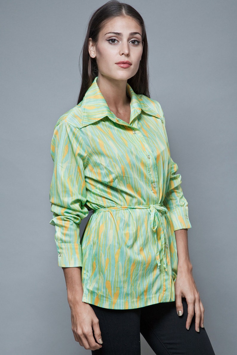 belted polyester shirt vintage 70s light green yellow bamboo stripes XL 1X extra large plus size image 3