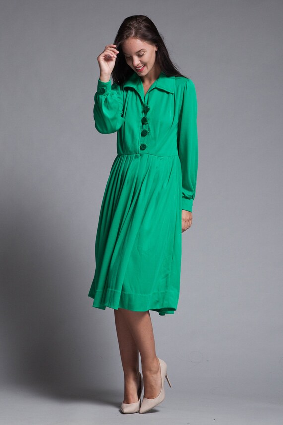 pleated shirtwaist dress green knit long sleeves … - image 2