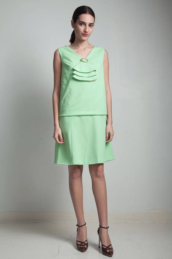 mod ascot dress light green vintage 60s sleeveles… - image 1