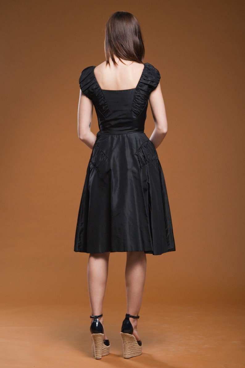vintage 50s 1950s party dress cocktail black taffeta full skirt sleeveless gathered EXTRA SMALL Small XS S image 5