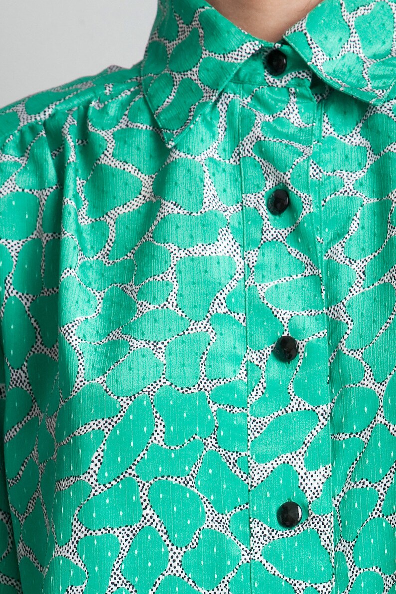 vintage 70s secretary shirt dress slinky damask green abstract print pockets shoulder pads long sleeves ONE SIZE S M L small medium large image 5