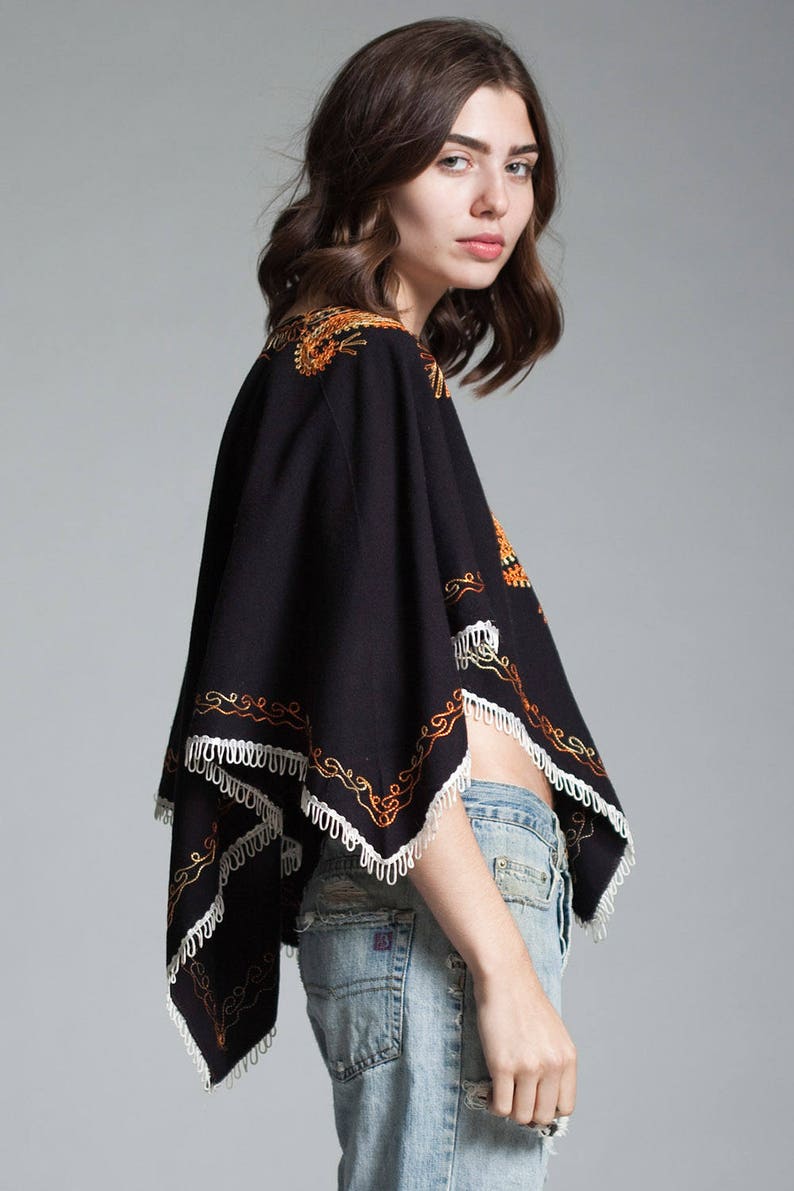 vintage 70s poncho cape top hippie boho embroidery black orange ONE SIZE S M L small medium large