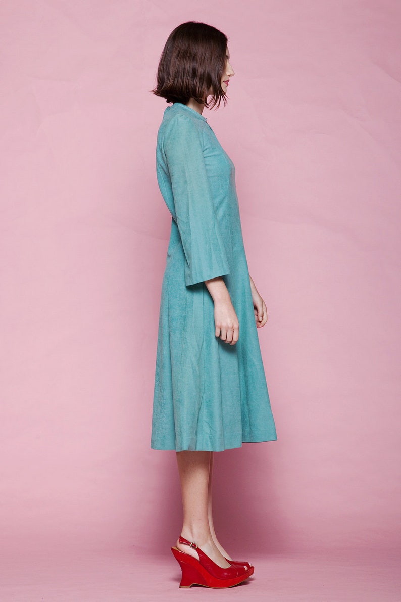 ultrasuede dress aqua blue green flare sleeves keyhole vintage 70s MEDIUM M image 5