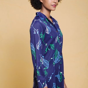 shirt dress leaf print long sleeves navy blue green vintage 70s MEDIUM LARGE M L image 4