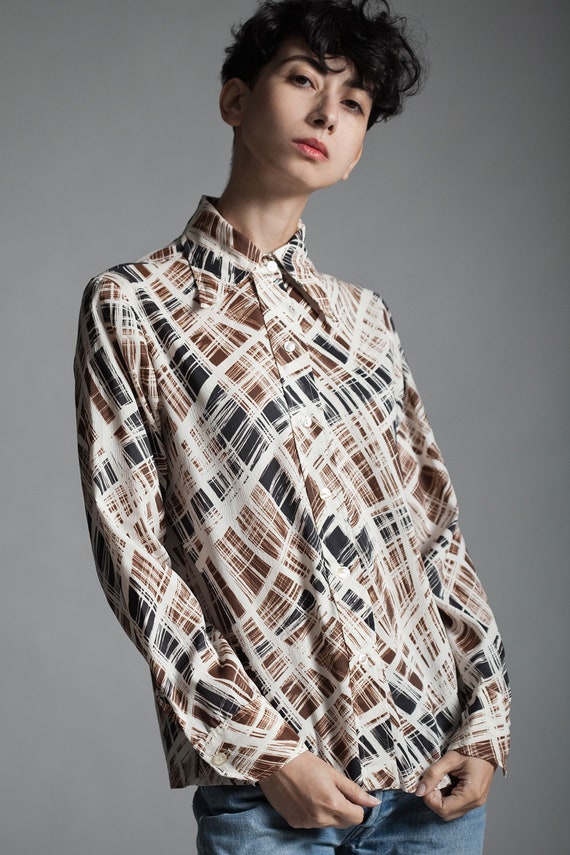 crinkled shirt blouse top abstract plaid print br… - image 2